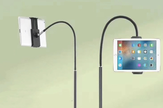 Braccio flessibile a collo d'oca OEM / Supporto per iPad con braccio pigro regolabile 135 cm